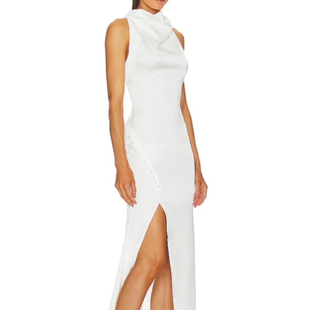 Jamilla Gown in Ivory